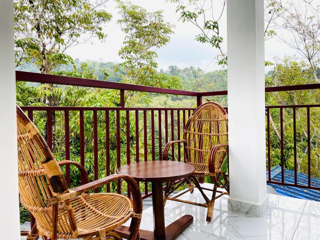 Winterhome Homestay Munnar Exterior foto
