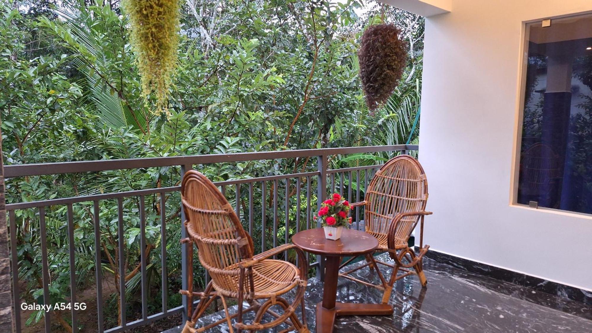 Winterhome Homestay Munnar Exterior foto